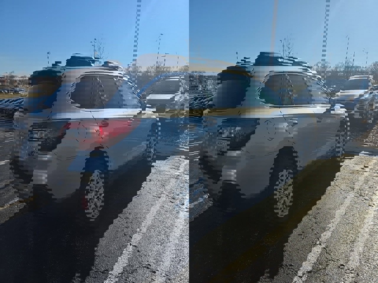 Used 2019 Subaru Outback 2.5i Premium image 13