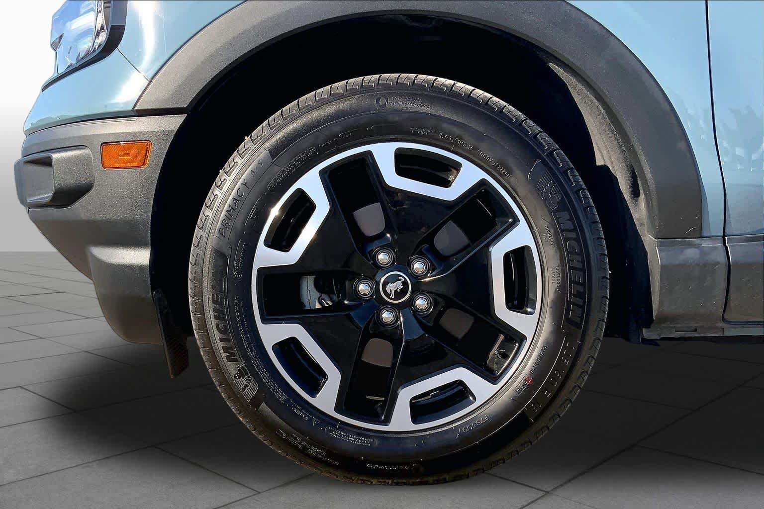 Used 2023 Ford Bronco Sport Outer Banks w/ Tech Package AWD/4WD image 11