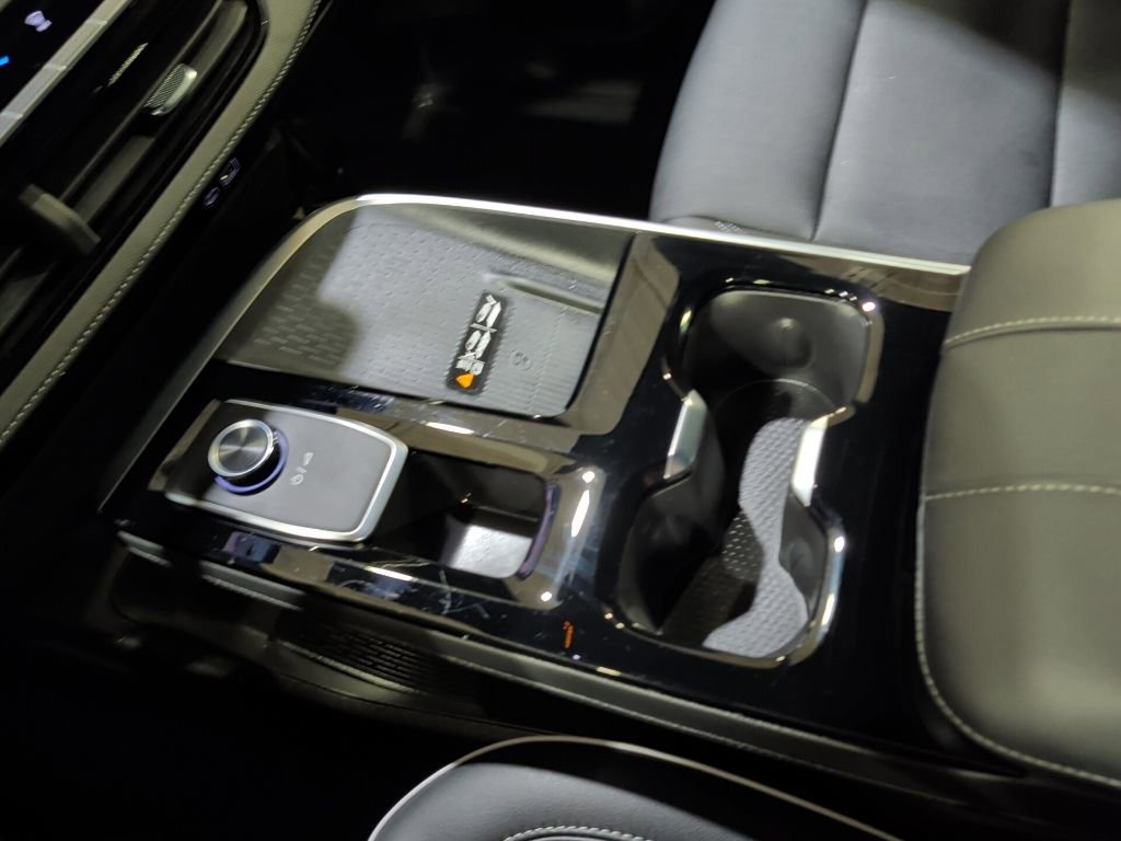 Certified 2025 Buick Enclave Preferred image 23