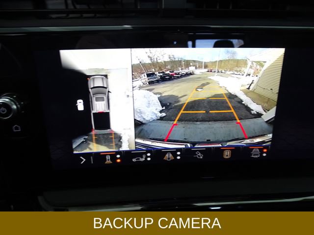 Used 2025 GMC Sierra 1500 AT4 w/ Technology Package image 16