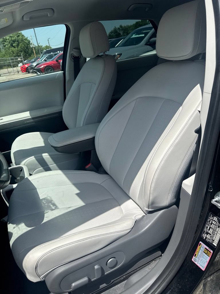 Used 2023 Hyundai Ioniq 5 SEL w/ Cargo Package AWD/4WD image 7