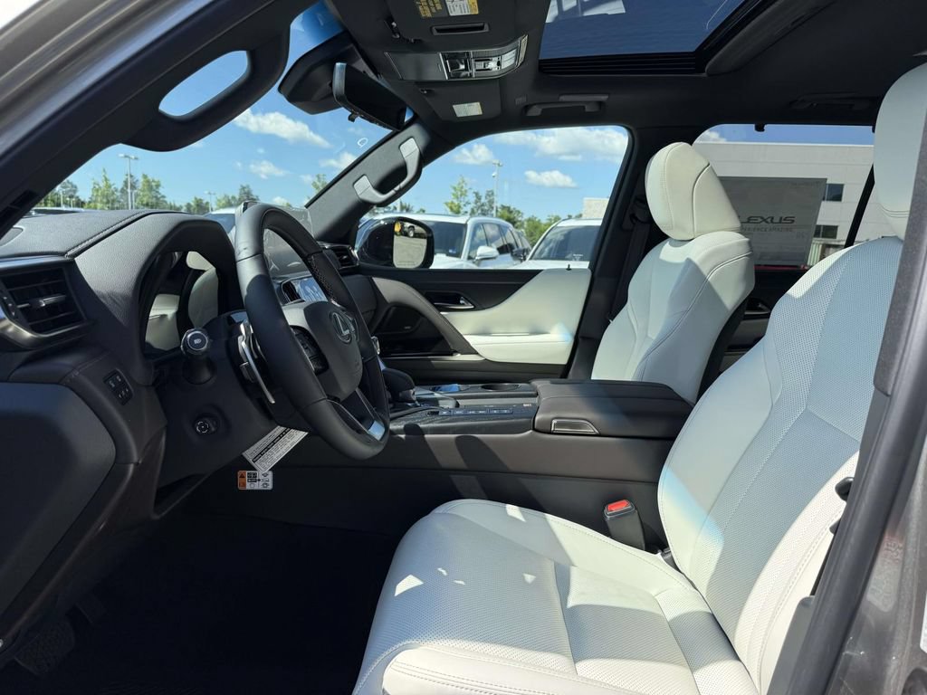 New 2026 Lexus LX 700h Luxury AWD/4WD image 12