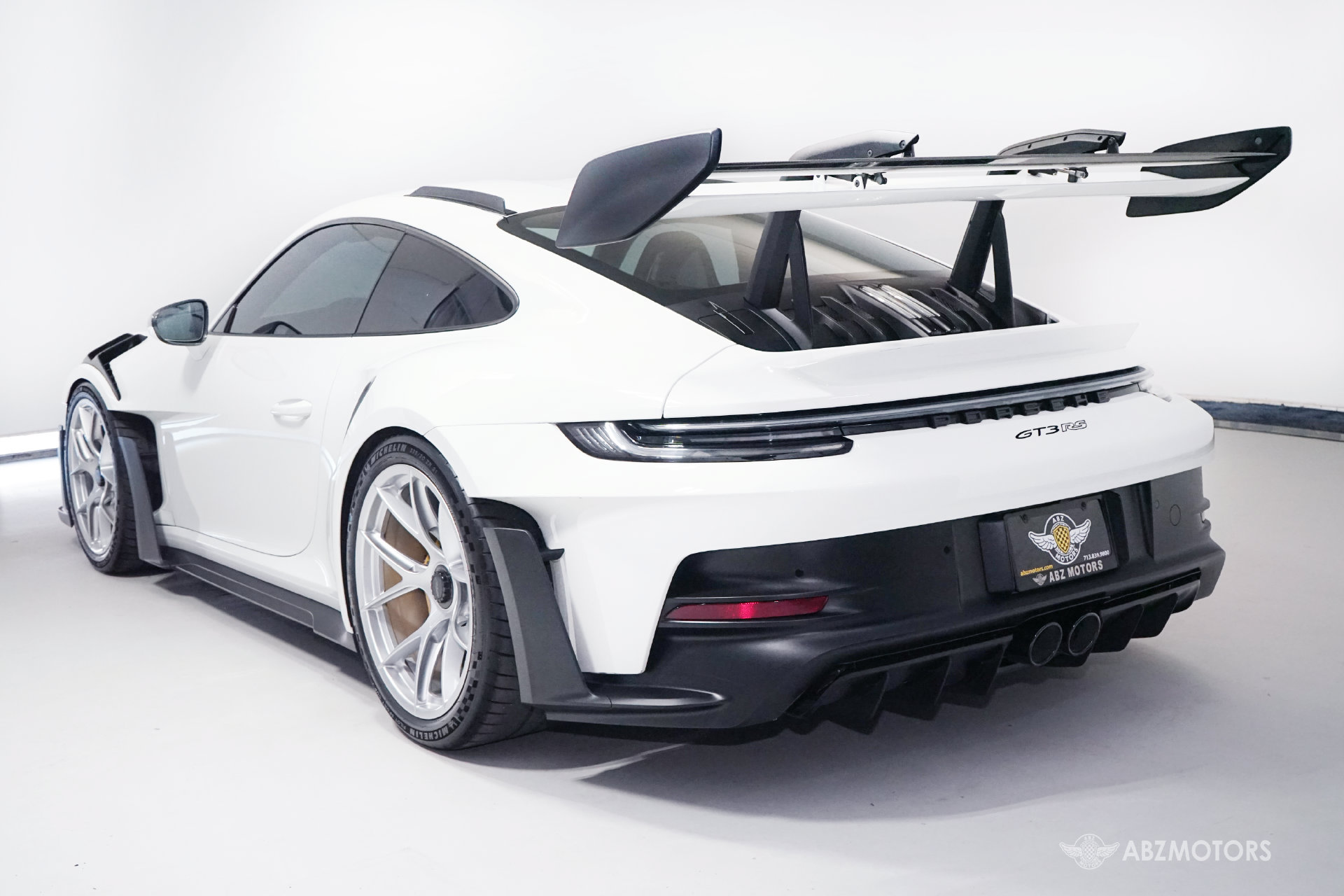Used 2024 Porsche 911 GT3 RS RWD image 6