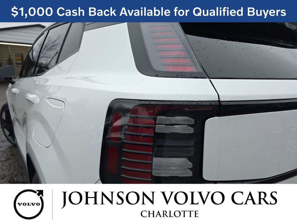 New 2025 Volvo EX30 Plus w/ Protection Package Premier image 36