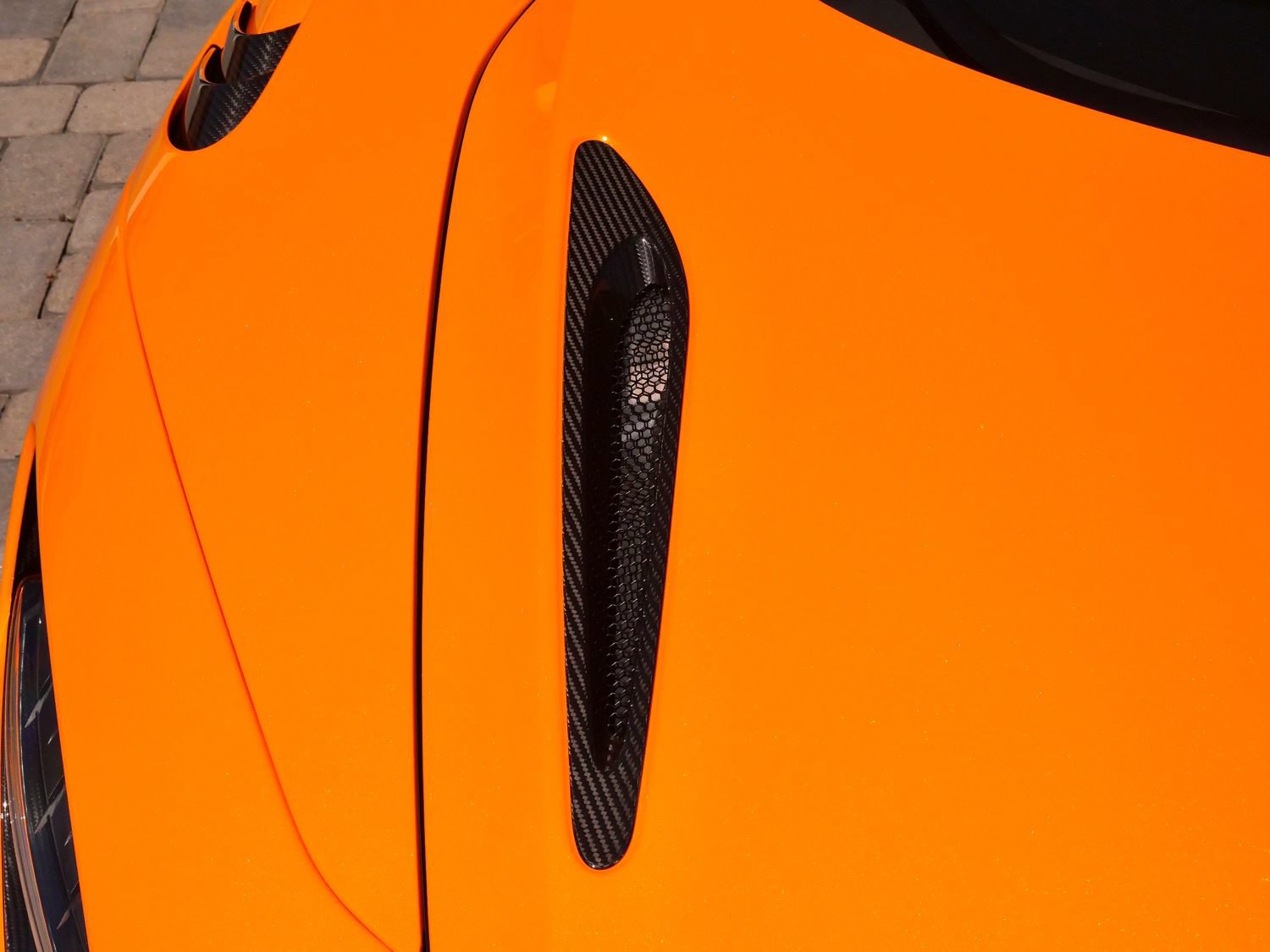 Used 2024 McLaren 750S RWD image 27