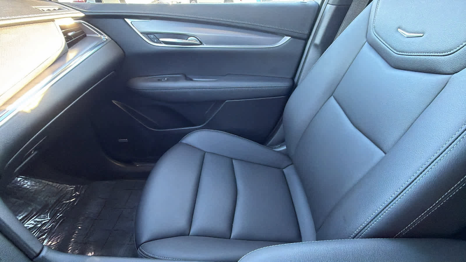 Used 2023 Cadillac XT5 Luxury image 12