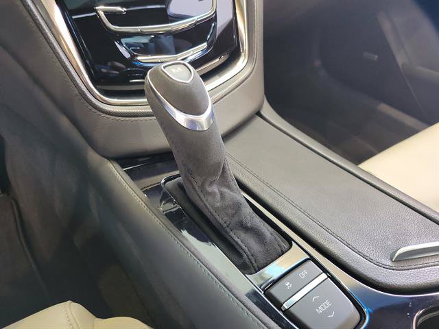 Used 2017 Cadillac CTS V w/ Carbon Fiber Package RWD image 45