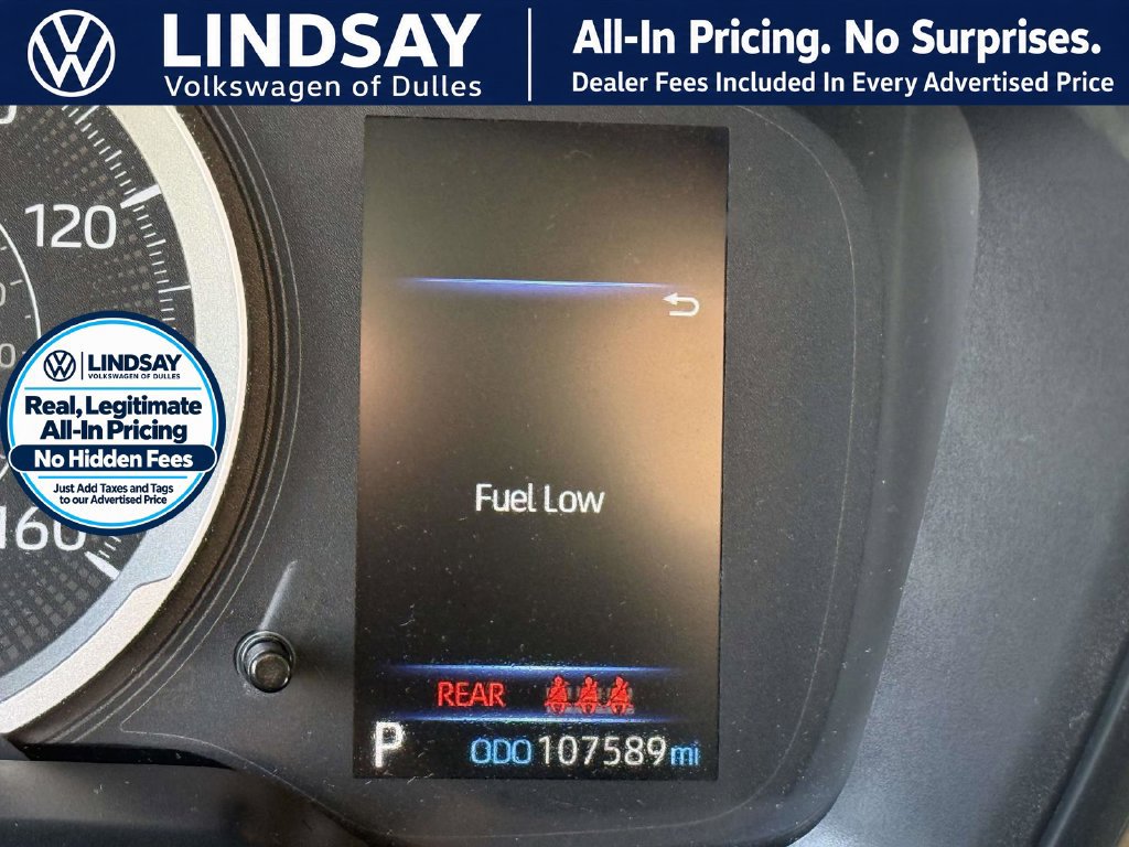 Used 2021 Toyota Corolla LE FWD image 25