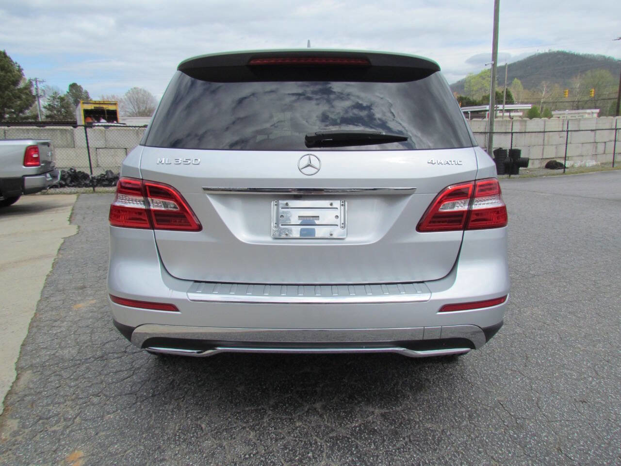 Used 2014 Mercedes-Benz ML 350 4MATIC image 6