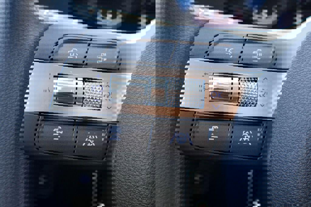 New 2026 Hyundai Kona SE image 12