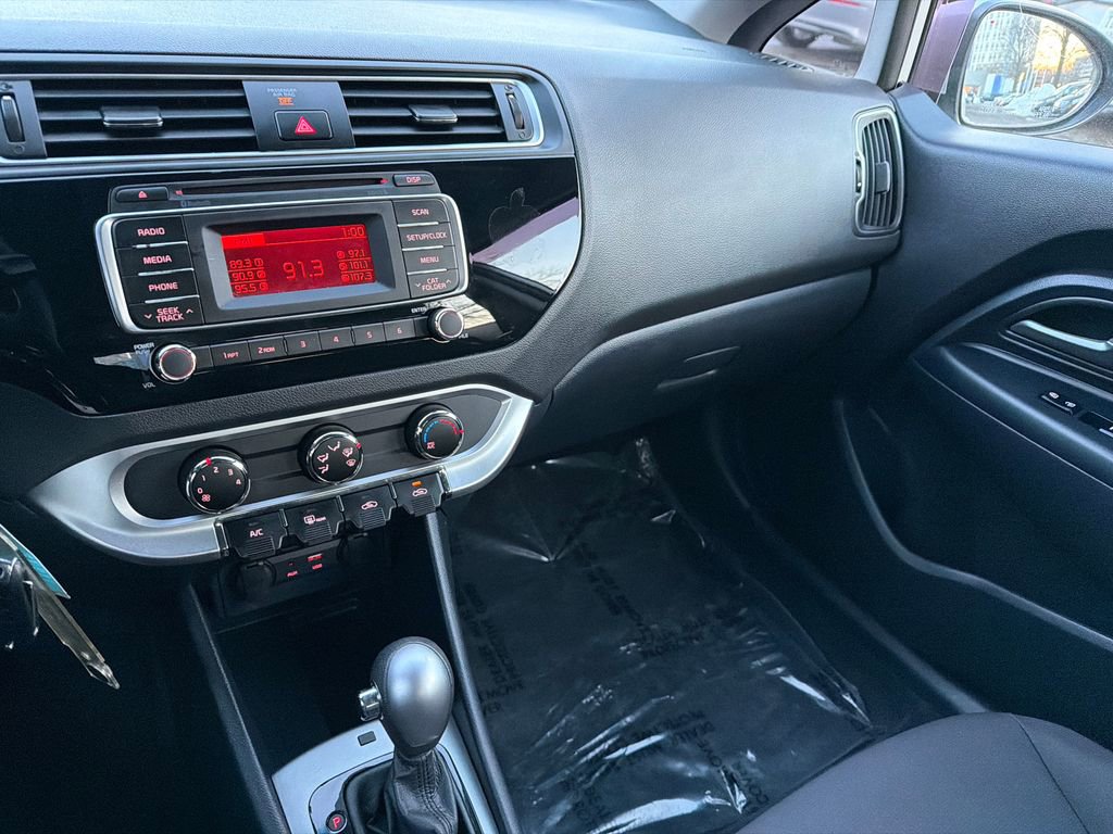 Used 2017 Kia Rio LX w/ Power Package image 21