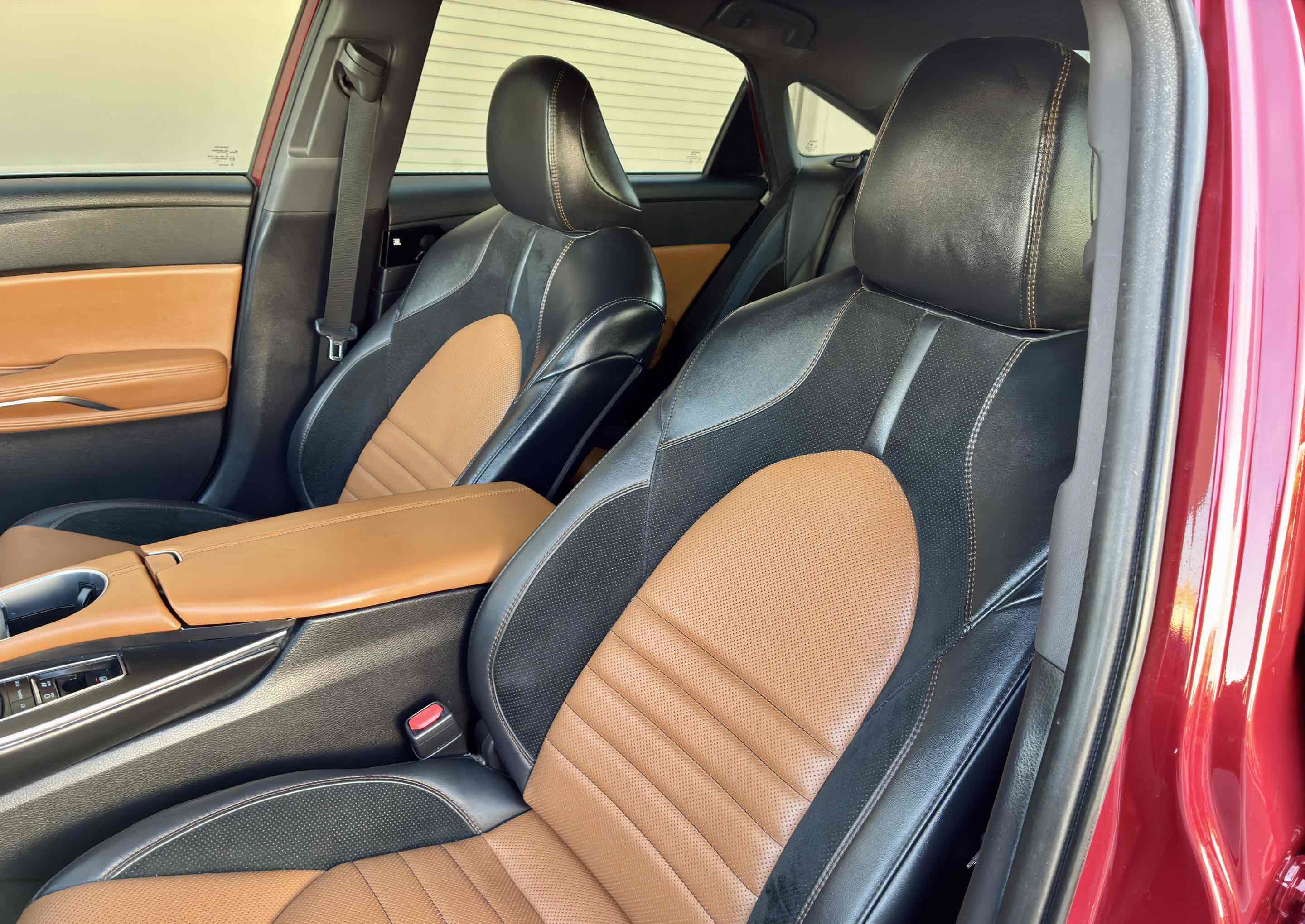 Used 2021 Toyota Avalon XSE w/ Carpet Mat Package (TMS) FWD image 45