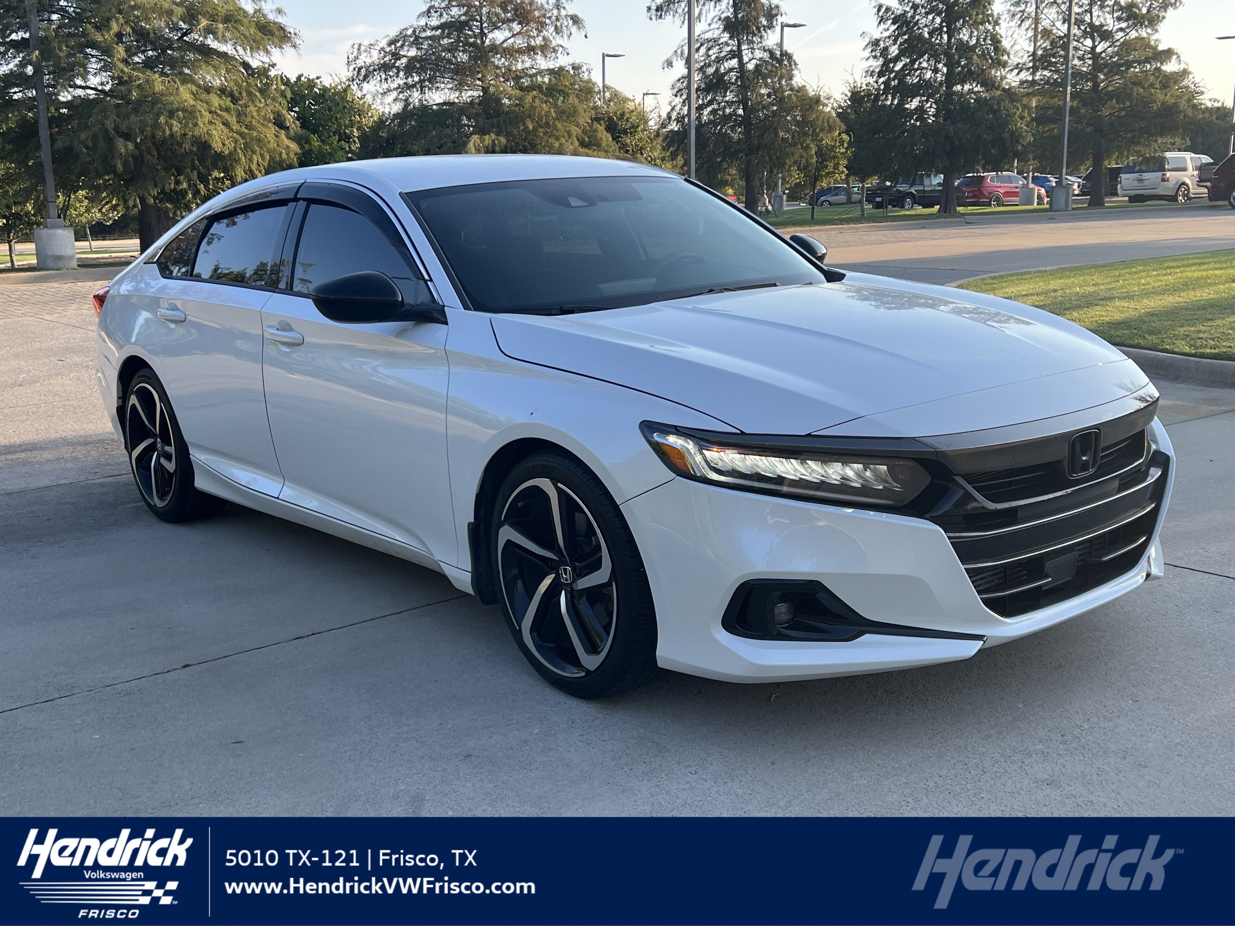 Used 2022 Honda Accord Sport image 1