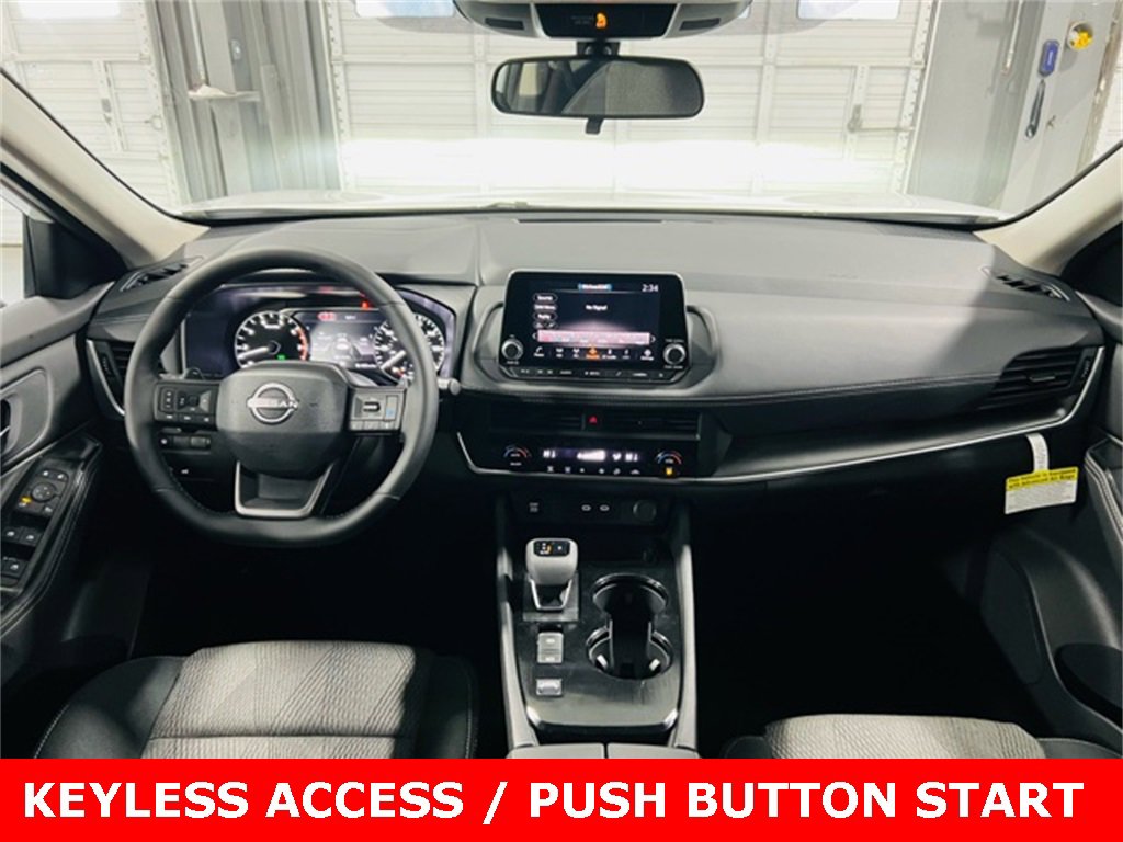 New 2026 Nissan Rogue SV image 4