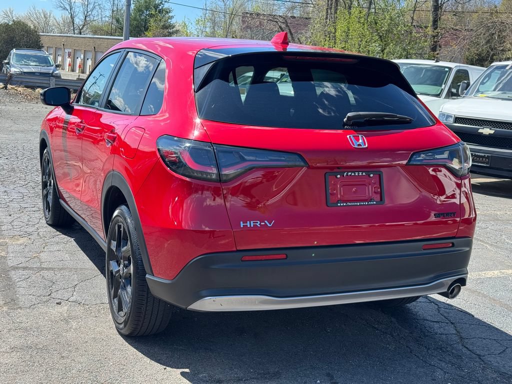 Used 2024 Honda HR-V Sport image 10