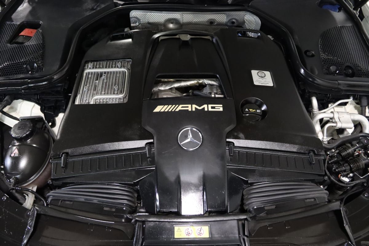 Used 2019 Mercedes-Benz AMG GT 63 w/ AMG Dynamic Plus Package image 16