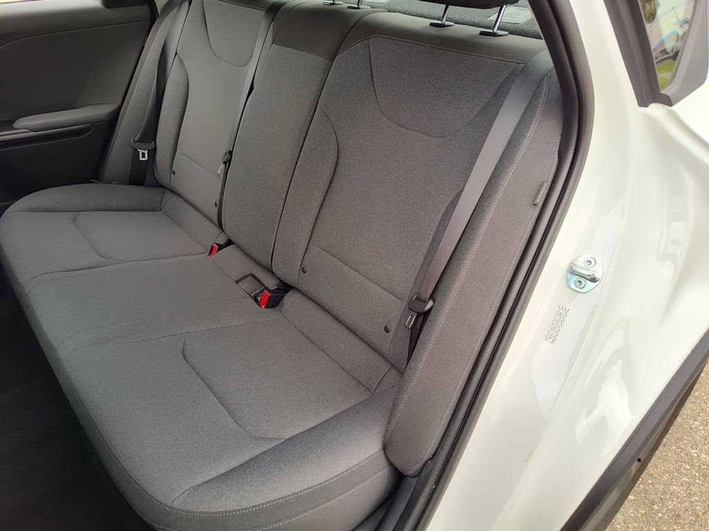 Used 2025 Kia K4 LXS FWD image 32