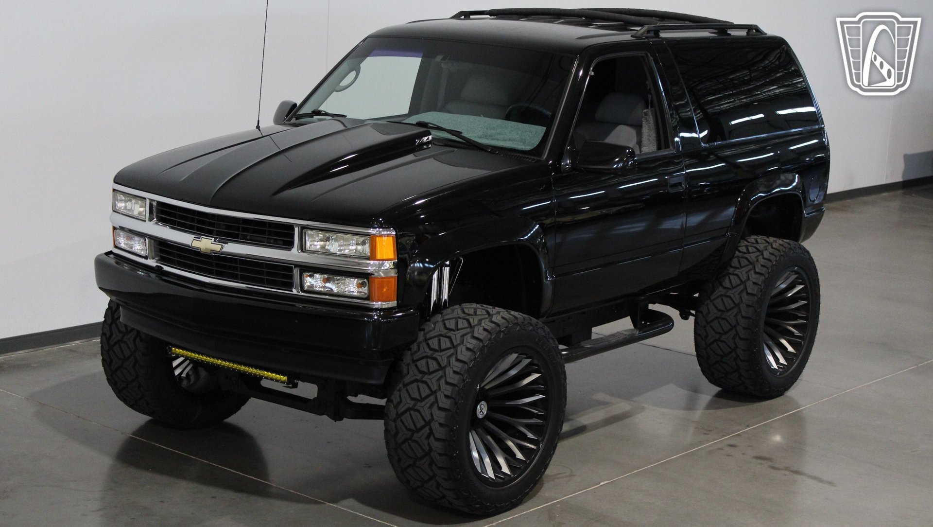Used 1996 Chevrolet Tahoe 4WD 2-Door image 13