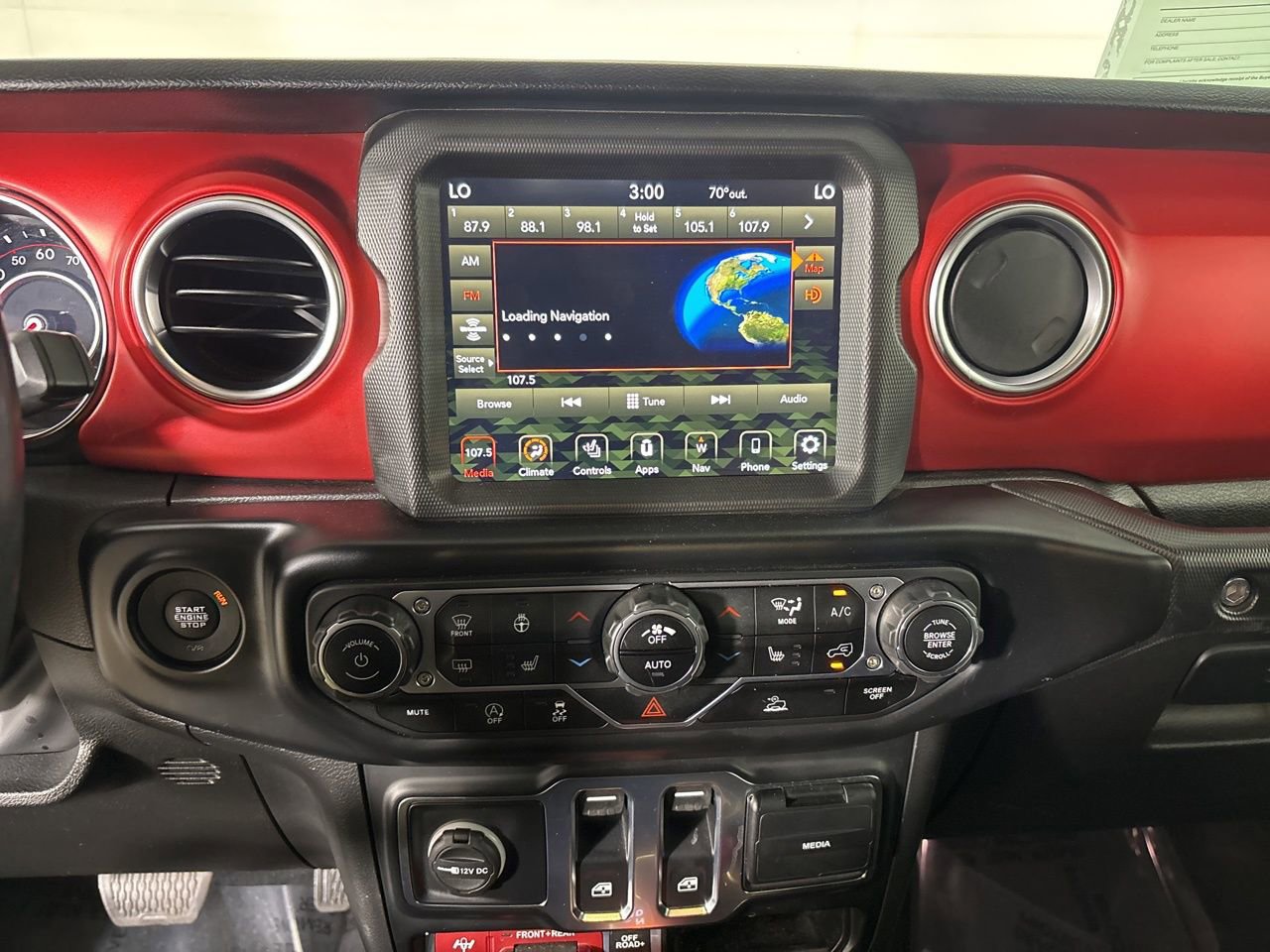 Used 2022 Jeep Wrangler Rubicon image 14