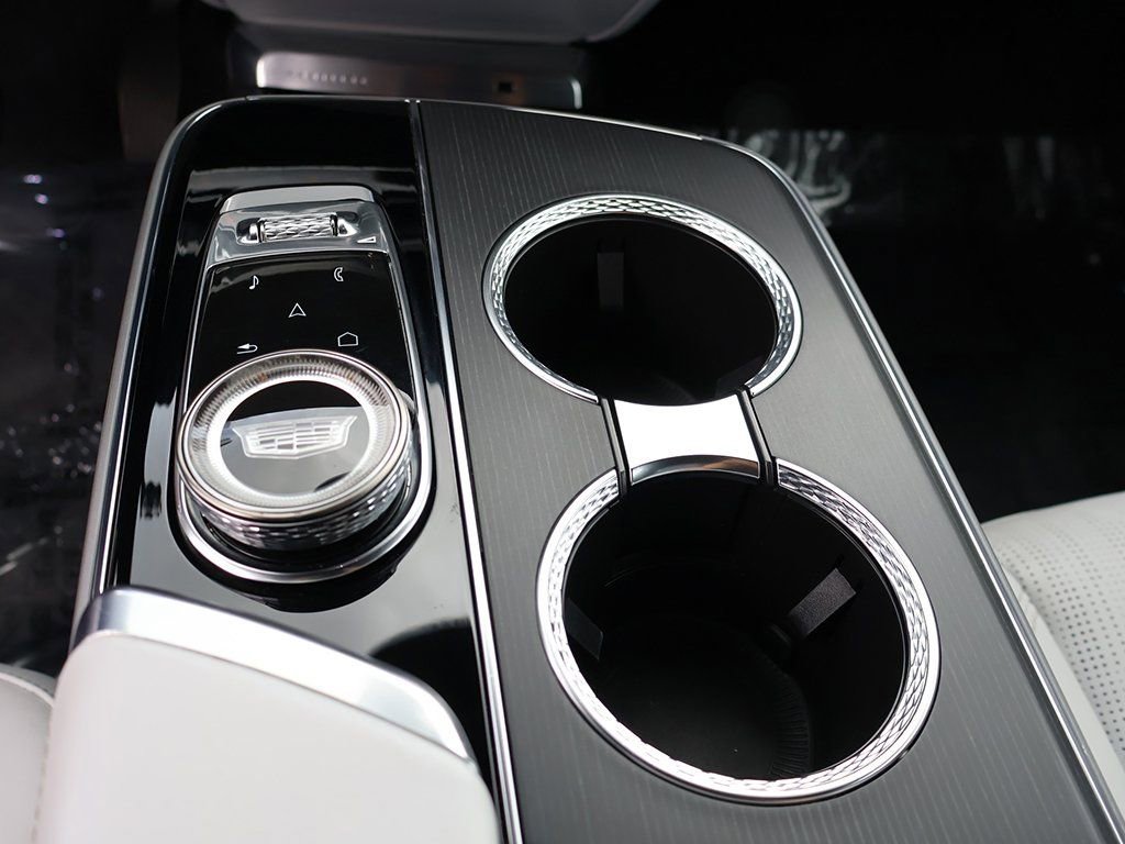 Used 2024 Cadillac Lyriq Sport image 46