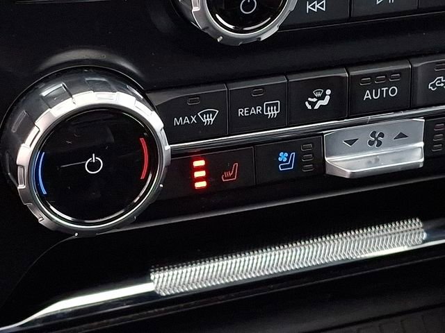 Used 2023 Ford F150 Raptor w/ Raptor Carbon Fiber Package image 22