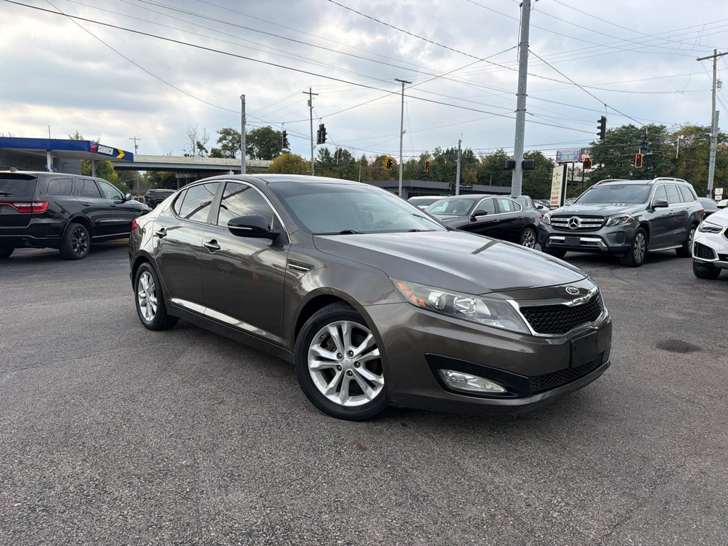 Used 2012 Kia Optima LX FWD image 3