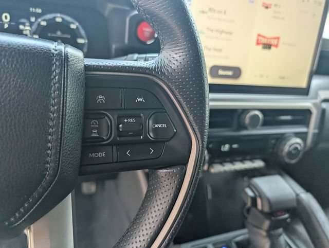 Used 2026 Toyota 4Runner TRD Off-Road Premium AWD/4WD image 17