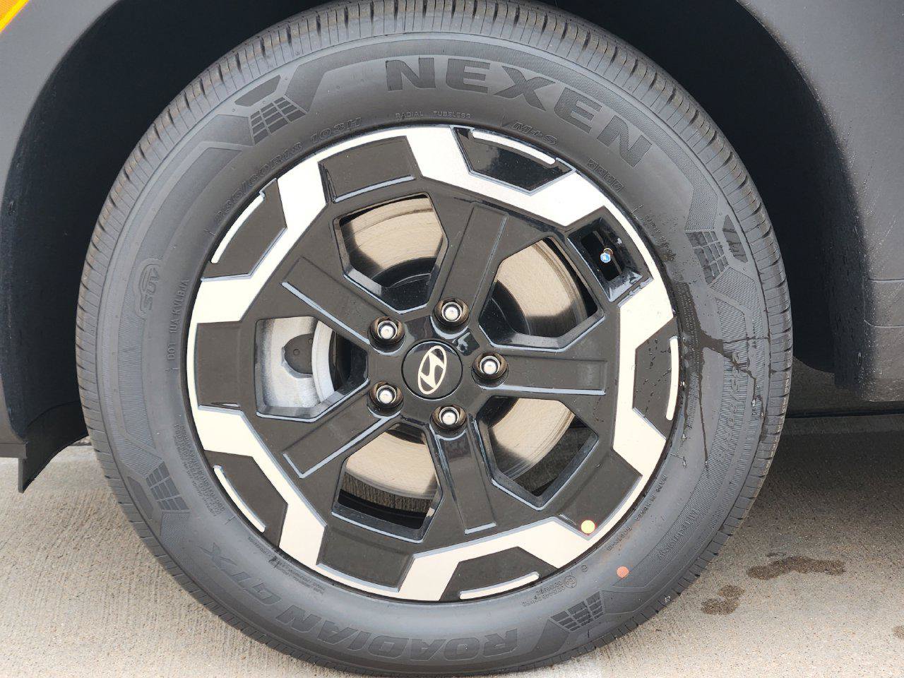 New 2026 Hyundai Santa Fe SEL FWD image 7