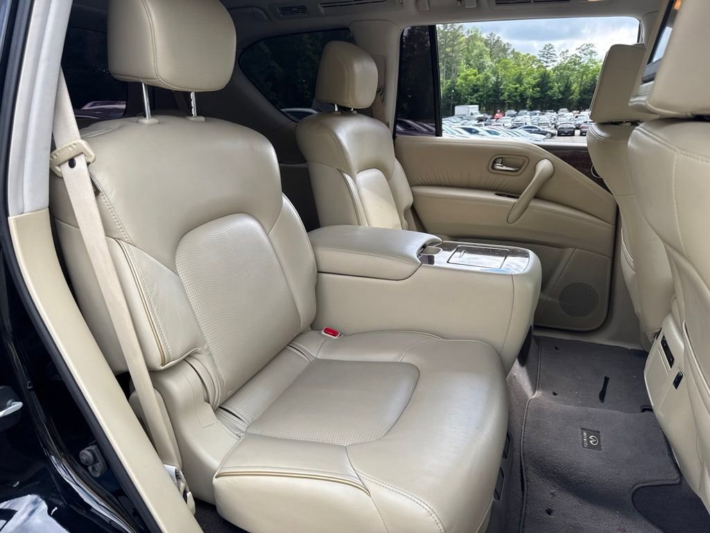 Used 2017 INFINITI QX80 4WD w/ Driver Assistance Package image 8