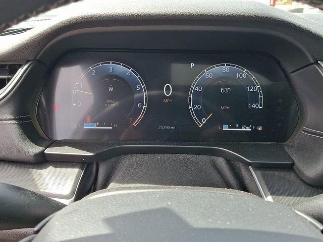 Used 2025 Jeep Grand Cherokee Altitude RWD image 16