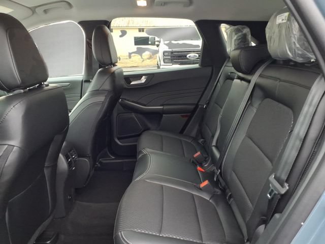 New 2026 Ford Escape SE FWD image 8