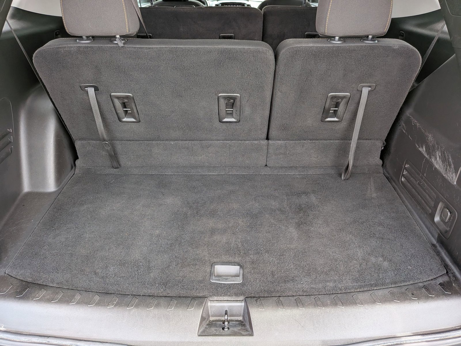 Used 2021 Chevrolet Traverse LS FWD image 10
