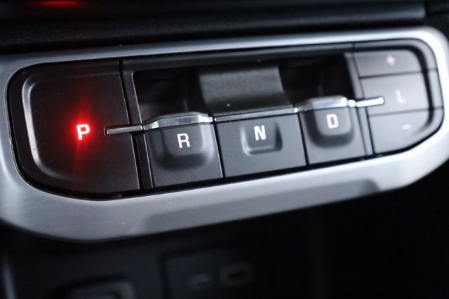 Certified 2023 GMC Acadia SLE w/ Driver Convenience Package image 12