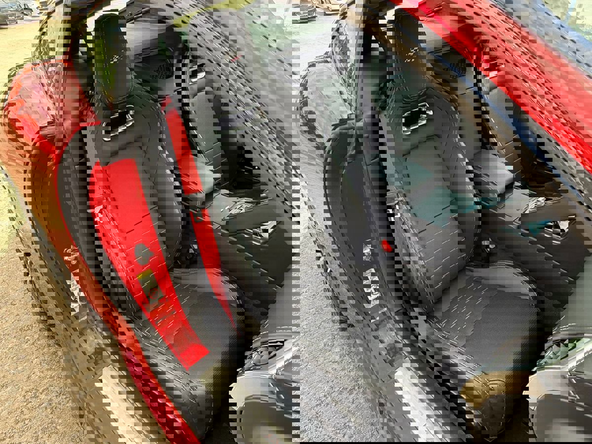 Used 2020 Jaguar F-TYPE Checkered Flag image 34