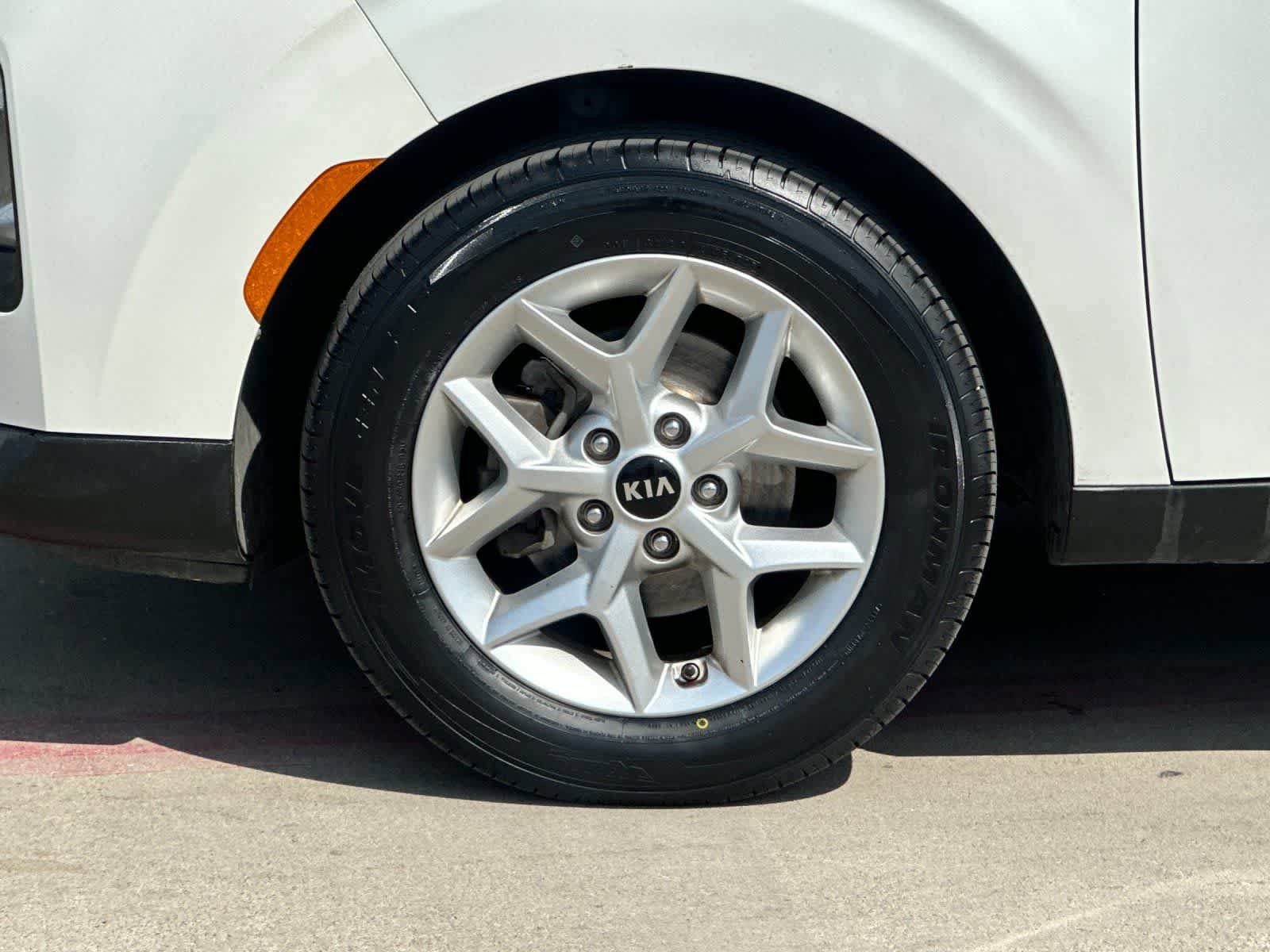 Used 2020 Kia Soul S image 26