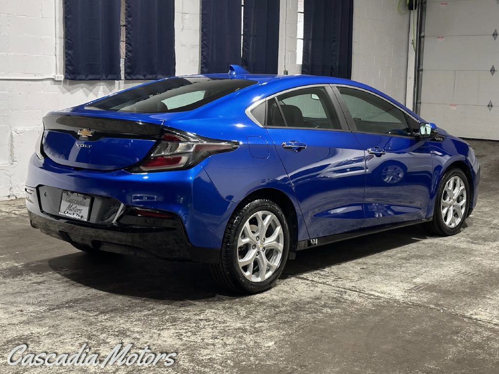 Used 2017 Chevrolet Volt Premier FWD image 7
