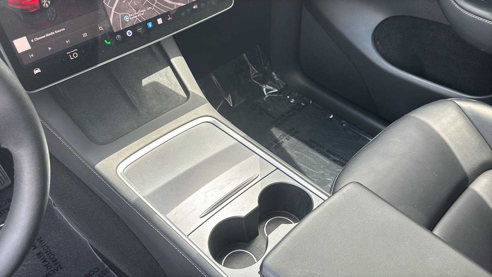 Used 2024 Tesla Model Y Long Range AWD/4WD image 15