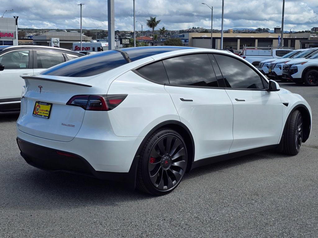 Used 2023 Tesla Model Y Performance image 4