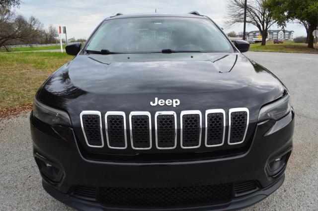Used 2019 Jeep Cherokee Latitude w/ Popular Appearance Group image 9
