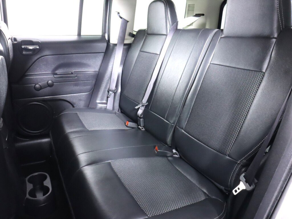 Used 2017 Jeep Patriot Sport image 25