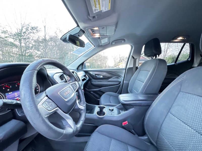 Used 2022 GMC Terrain SLE w/ Driver Convenience Package AWD/4WD image 11
