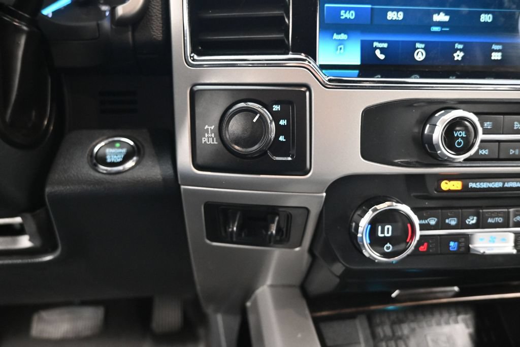 Used 2022 Ford F250 Lariat w/ Tremor Off-Road Package AWD/4WD image 19