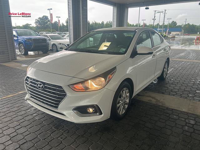 Used 2021 Hyundai Accent SEL w/ Cargo Package FWD image 3