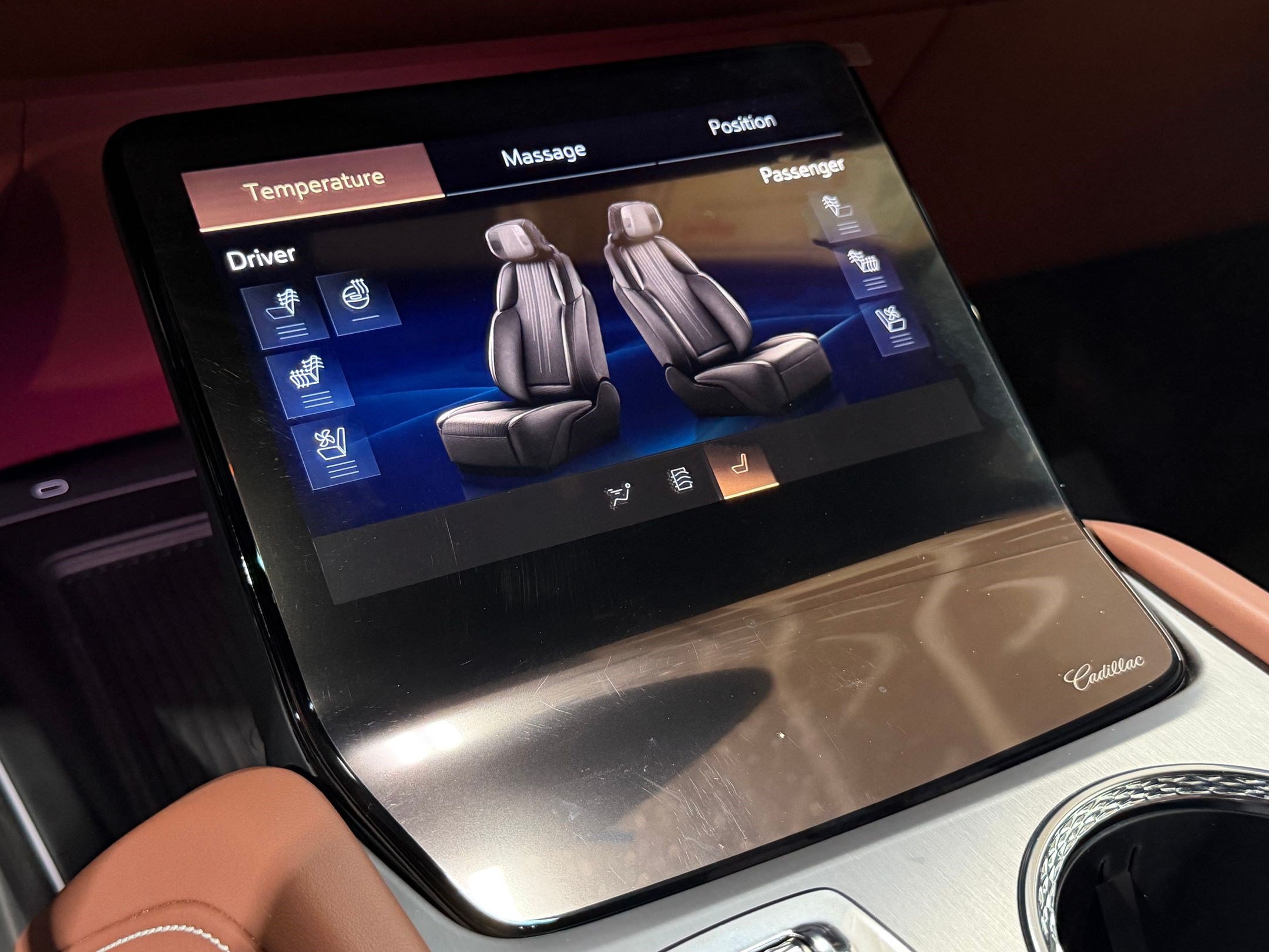 New 2026 Cadillac Vistiq Platinum AWD/4WD image 34