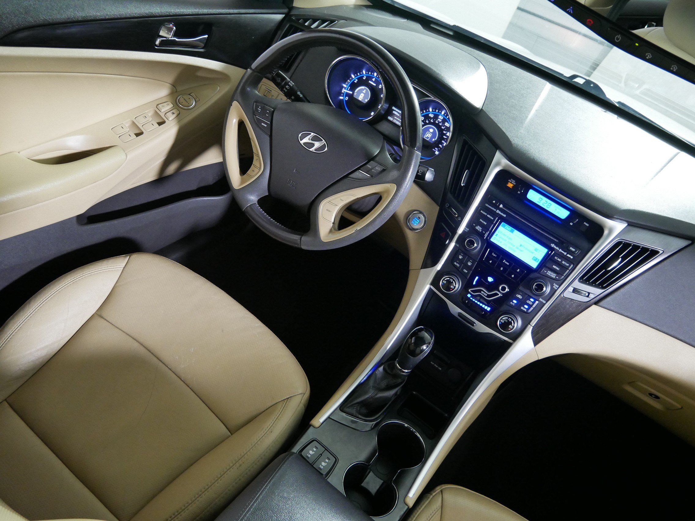 Used 2013 Hyundai Sonata Limited FWD image 9