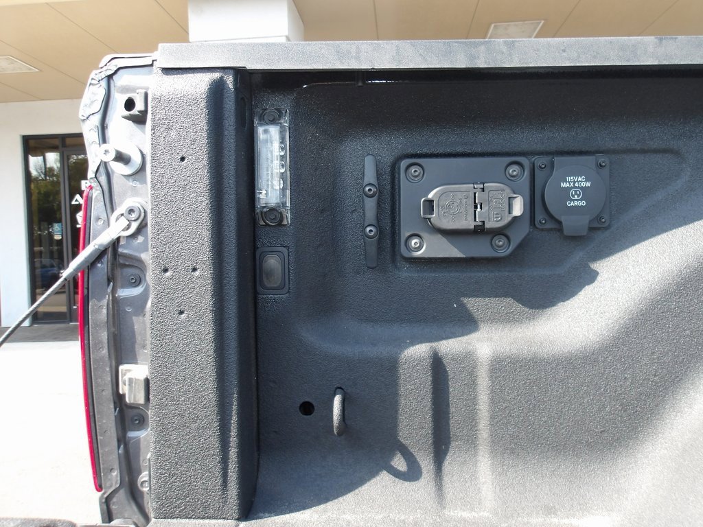 Used 2025 RAM 2500 Laramie image 13