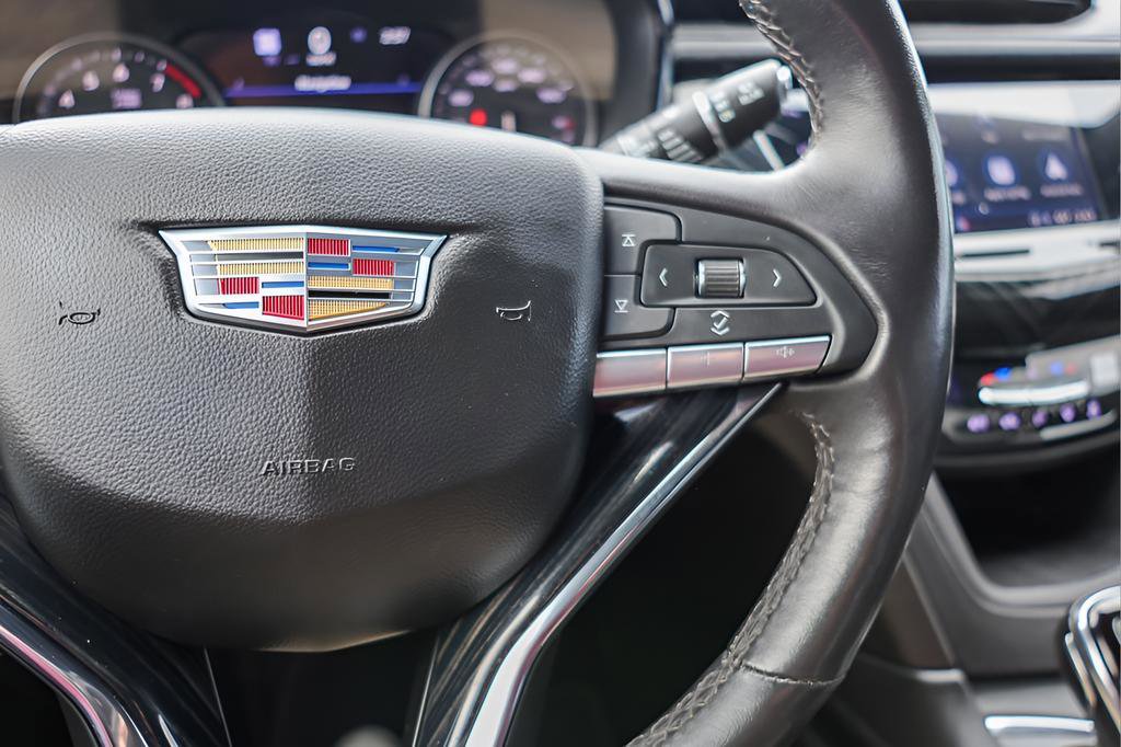 Used 2023 Cadillac XT6 Premium Luxury w/ Technology Package image 15
