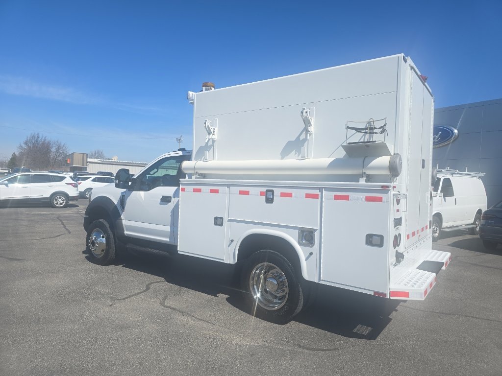Used 2018 Ford F450 XL w/ Power Equipment Group image 3