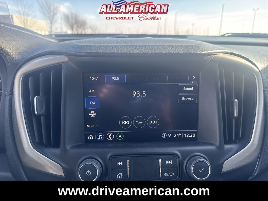 Used 2022 GMC Terrain Denali w/ Black Diamond Edition image 13