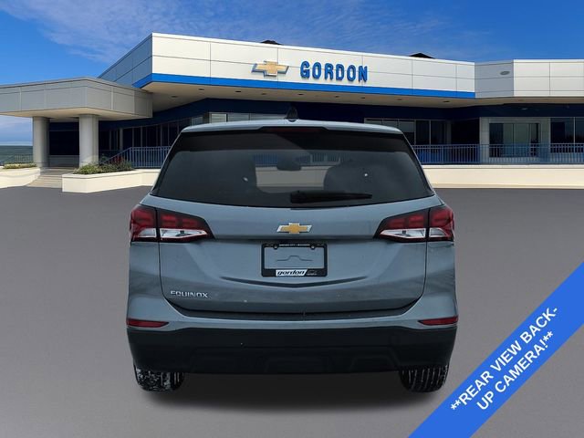 Used 2023 Chevrolet Equinox LS w/ LS Convenience Package image 4